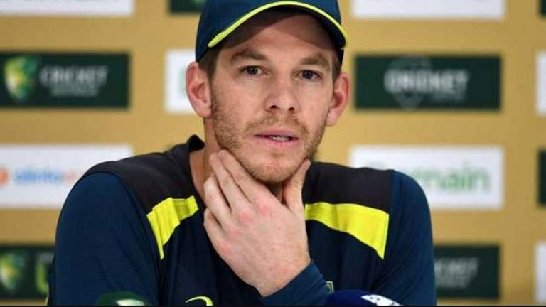 The Australian bowlers want Payne as the wicketkeeper
