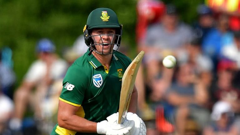 AB de Villiers is not returning to the South African national team