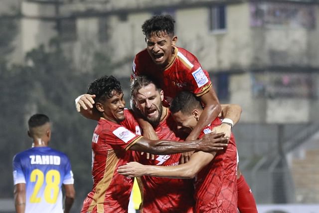 Bashundhara Kings players excited about Bosnian footballer Vranies after goal