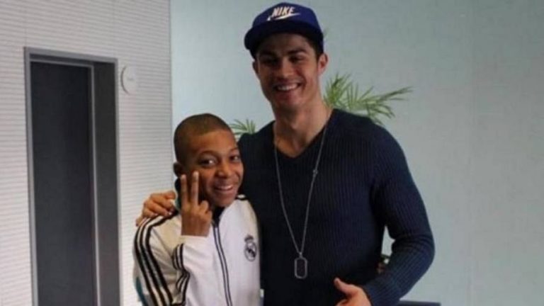 This picture was taken by Zidane