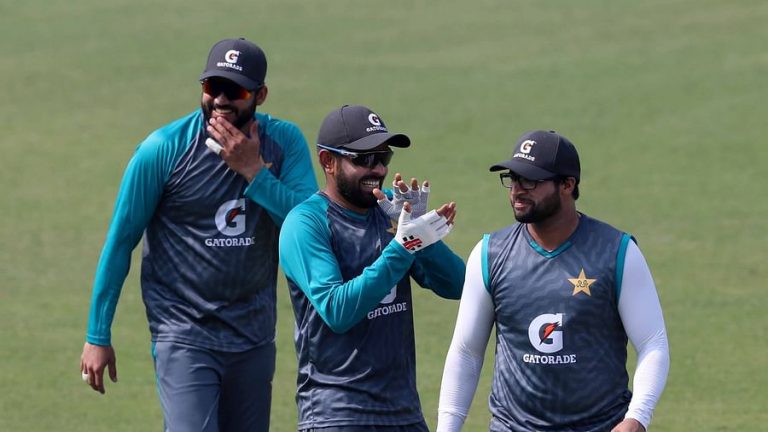 A moment of practice for the Pakistan team