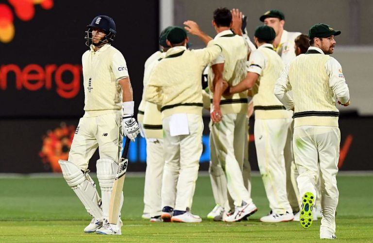 England on brink of 2nd Test defeat