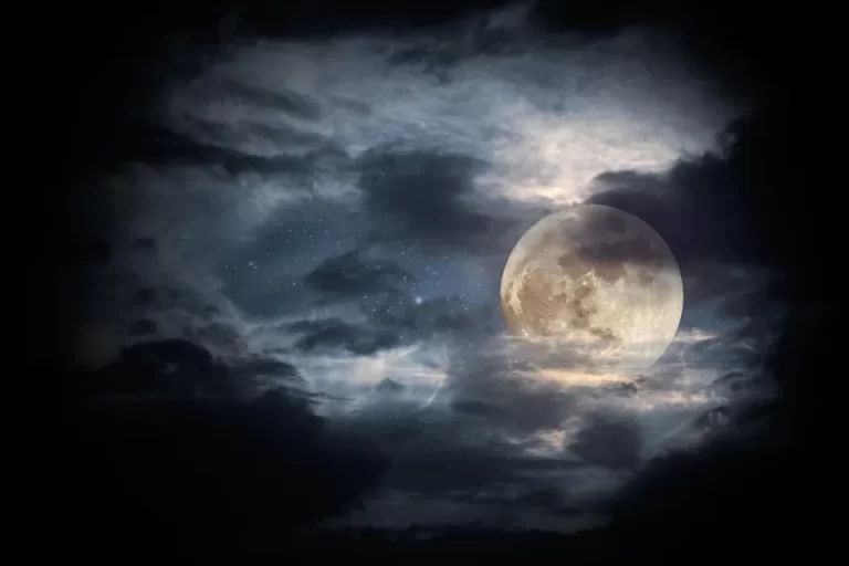 longest moon