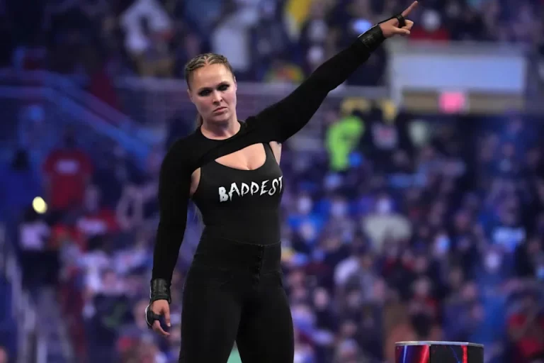 Ronda Rousey returns
