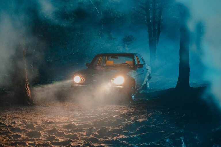 Driving in Low Visibility conditions
